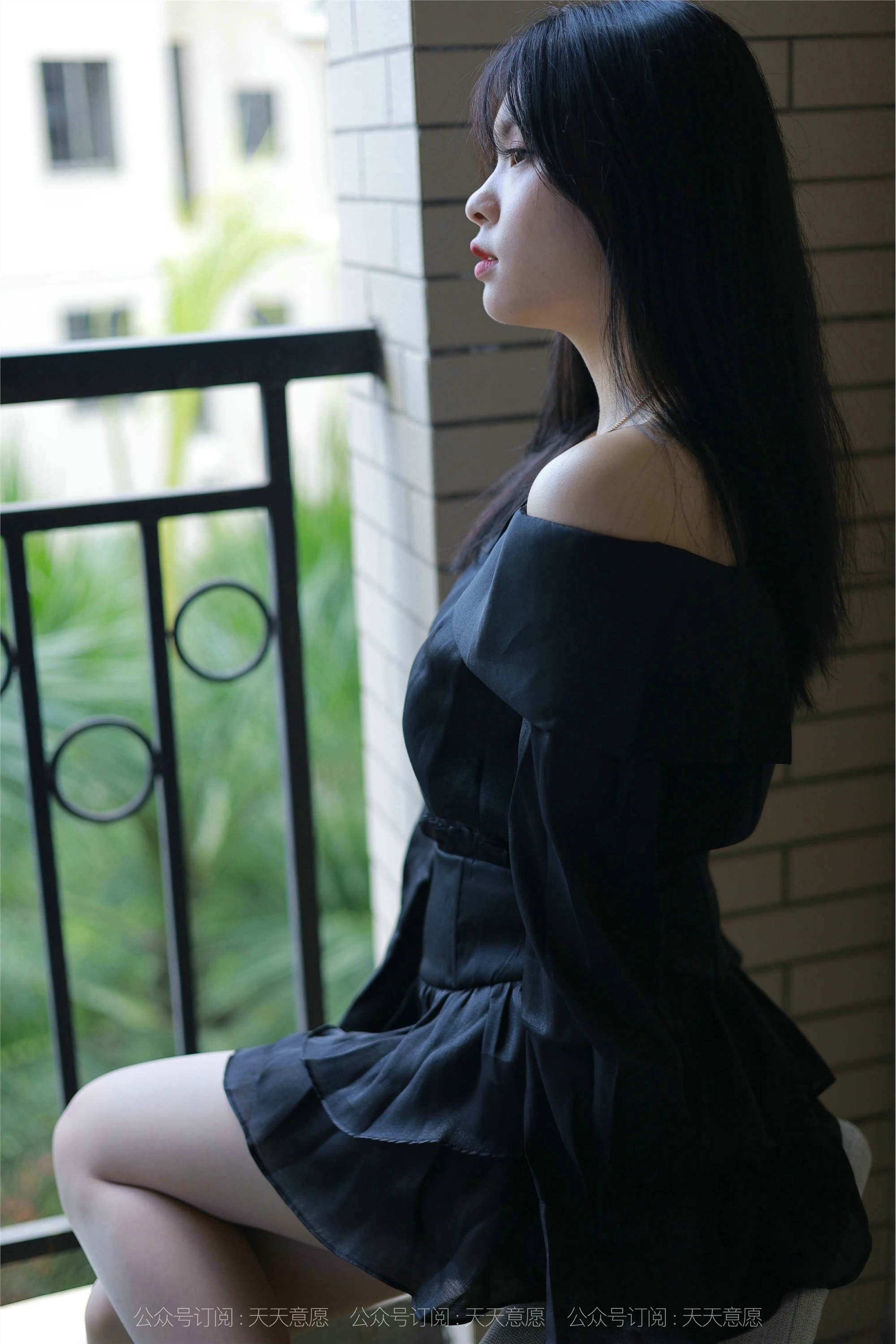 IESS异思趣向  2021.08.23 丝享家898：小七《一字肩短裙》